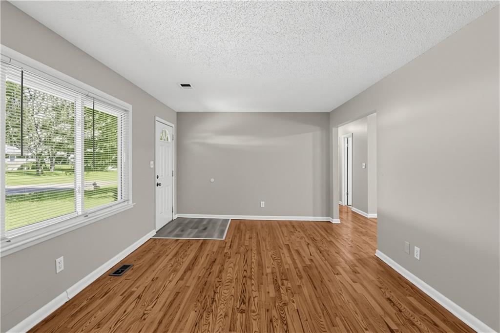 9355 E 69th Street Property Photo 10