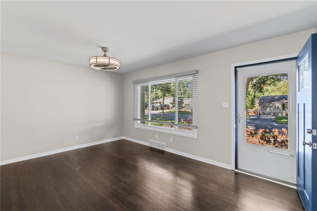 5719 W 81st Street Property Photo 5