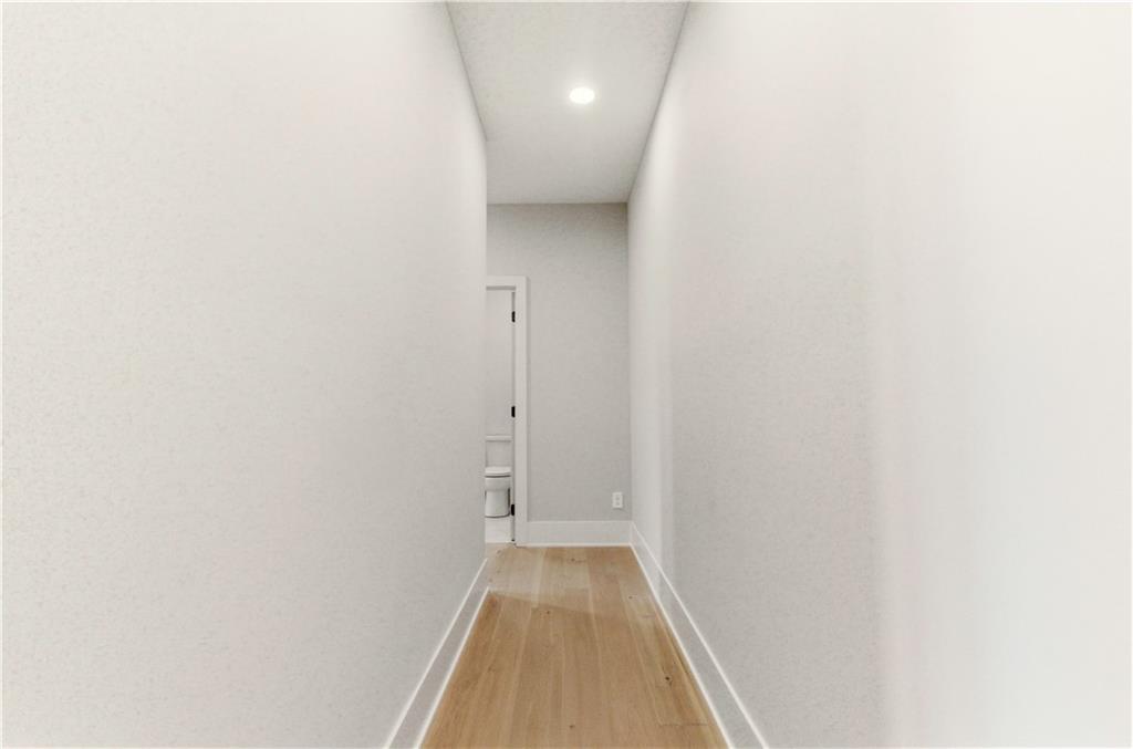 2531 Ne Woodland Oak Circle Property Photo 21