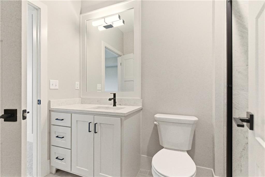 2531 Ne Woodland Oak Circle Property Photo 26