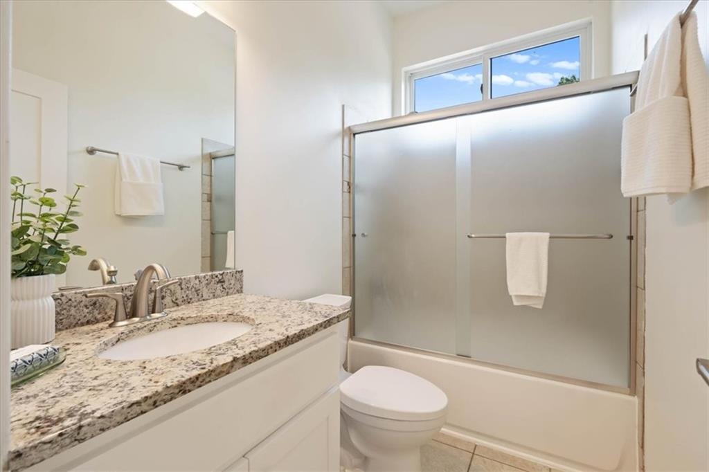 4727 Mercier Street Property Photo 27