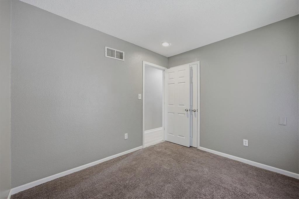 309 Sw Richwood Lane Property Photo 16