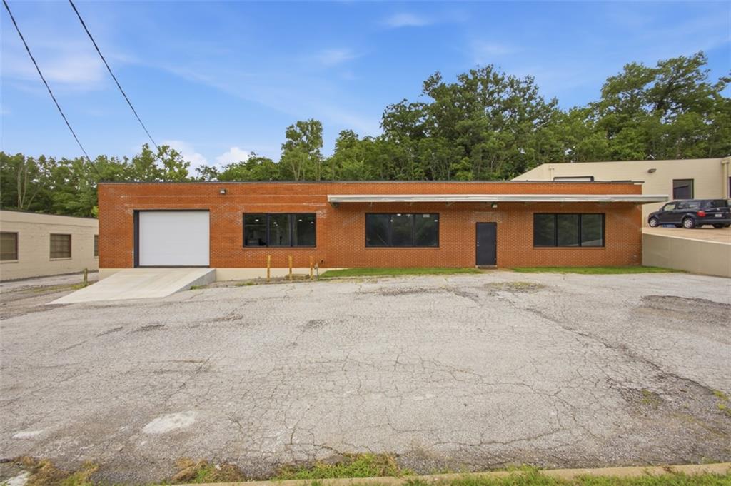 5629 Raytown Road Property Photo 1