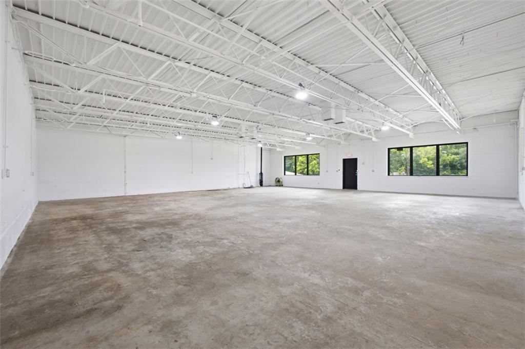 5629 Raytown Road Property Photo 8