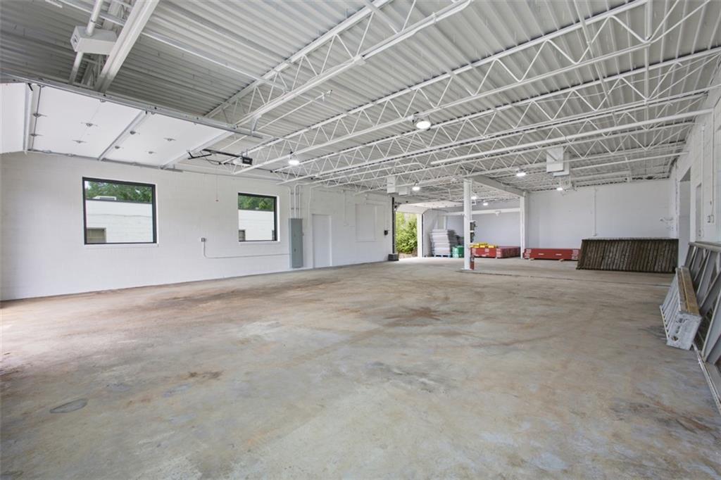 5629 Raytown Road Property Photo 11