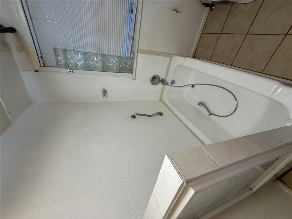 9724 Pennsylvania Avenue Property Photo 13