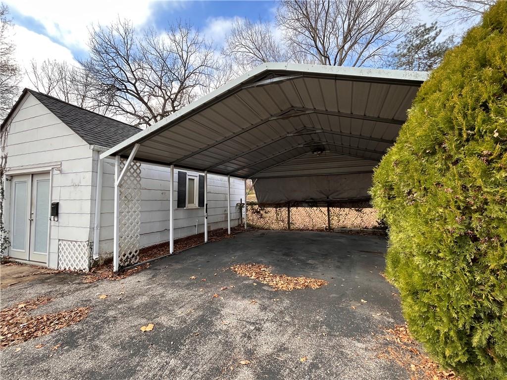 9724 Pennsylvania Avenue Property Photo 18