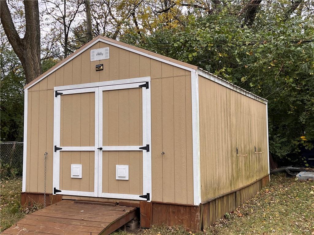 9724 Pennsylvania Avenue Property Photo 21