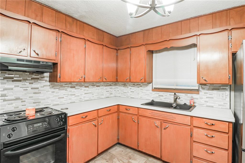 6616 Hardy Avenue Property Photo 7