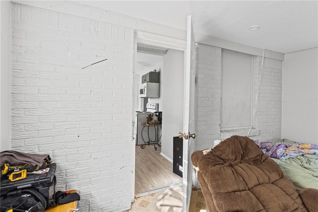 3713 Wood Avenue Property Photo 9