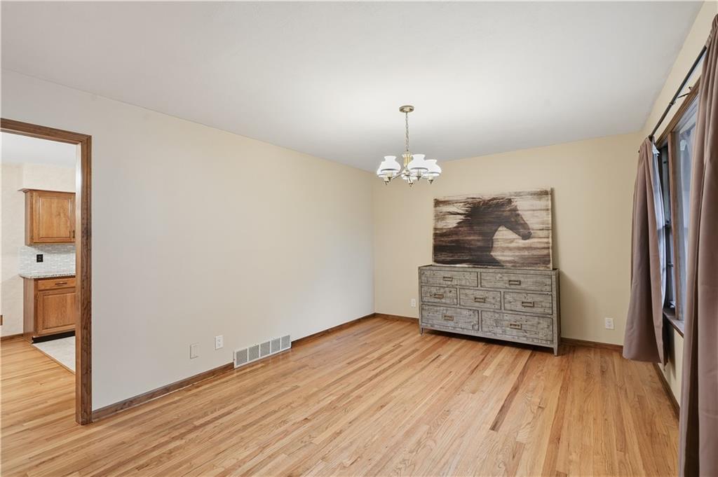 11219 E 47th Terrace Property Photo 6