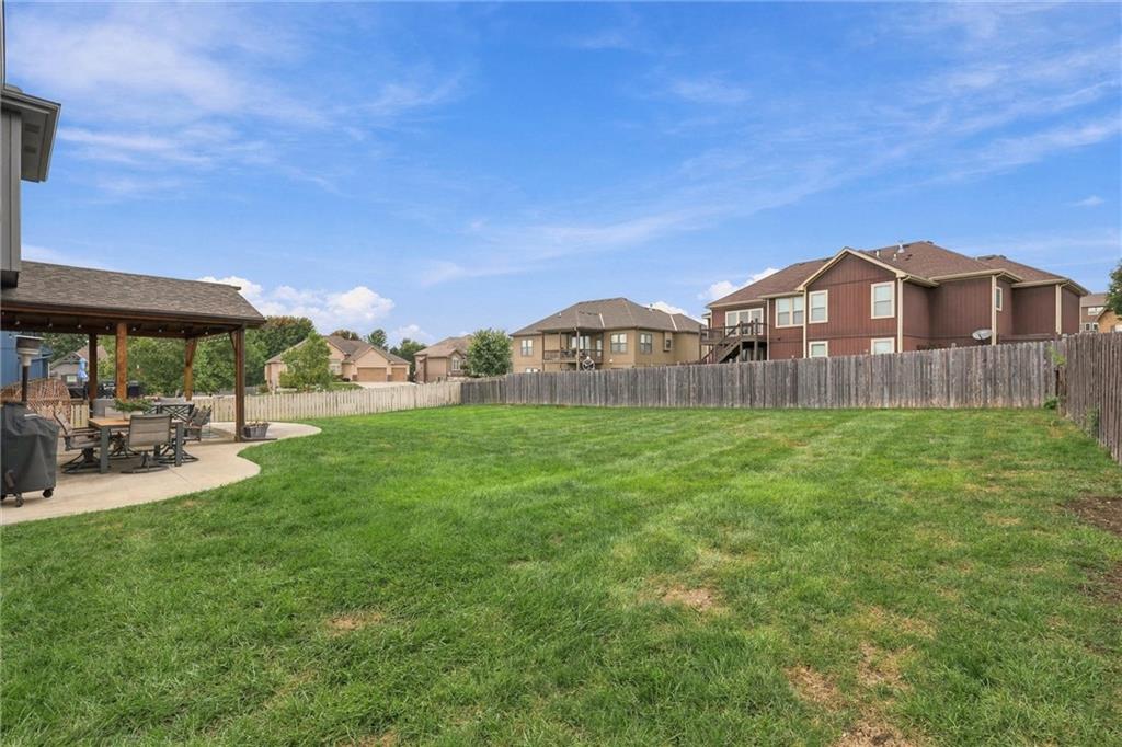 114 S Eastglen Drive Property Photo 40