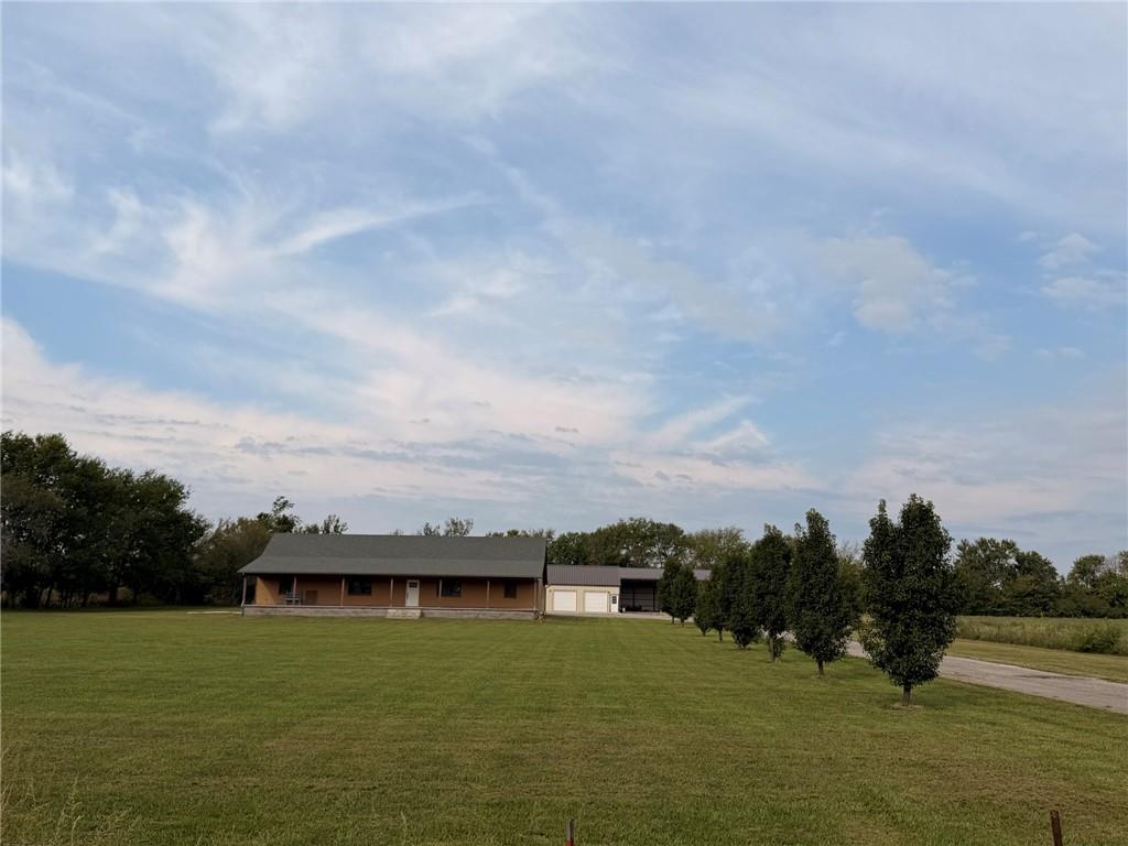123 N 3 Highway Property Photo 1