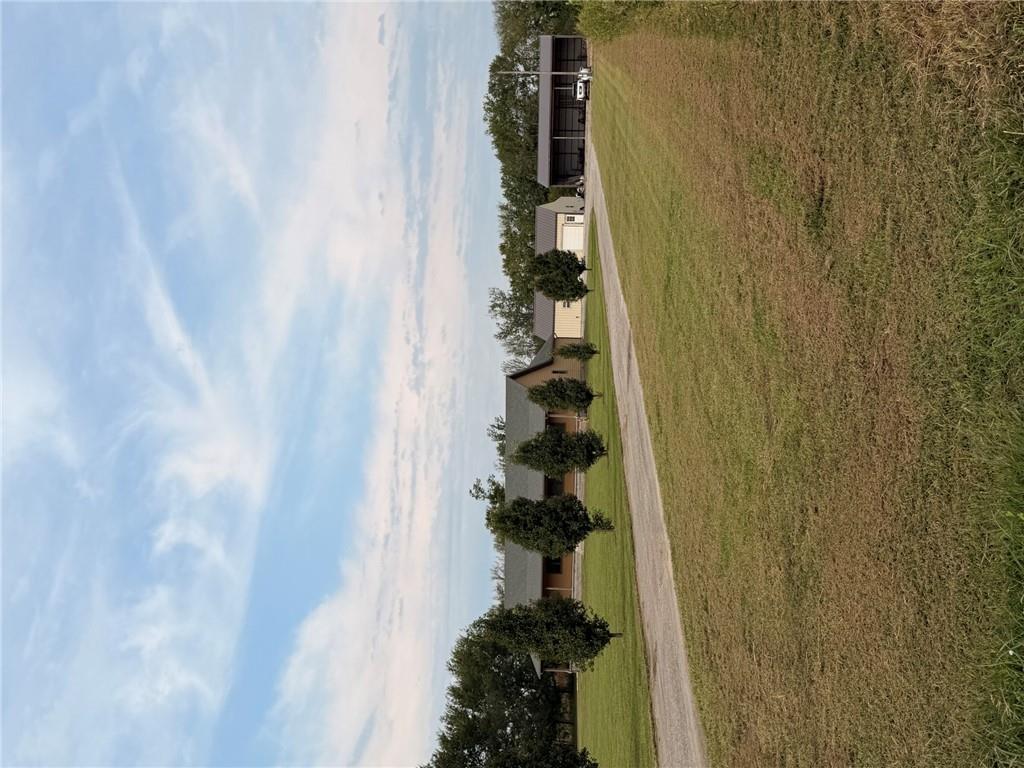 123 N 3 Highway Property Photo 3