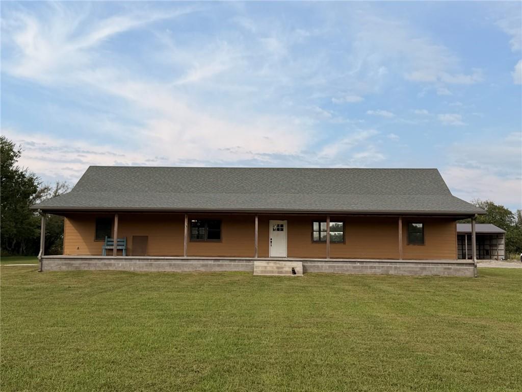 123 N 3 Highway Property Photo 4