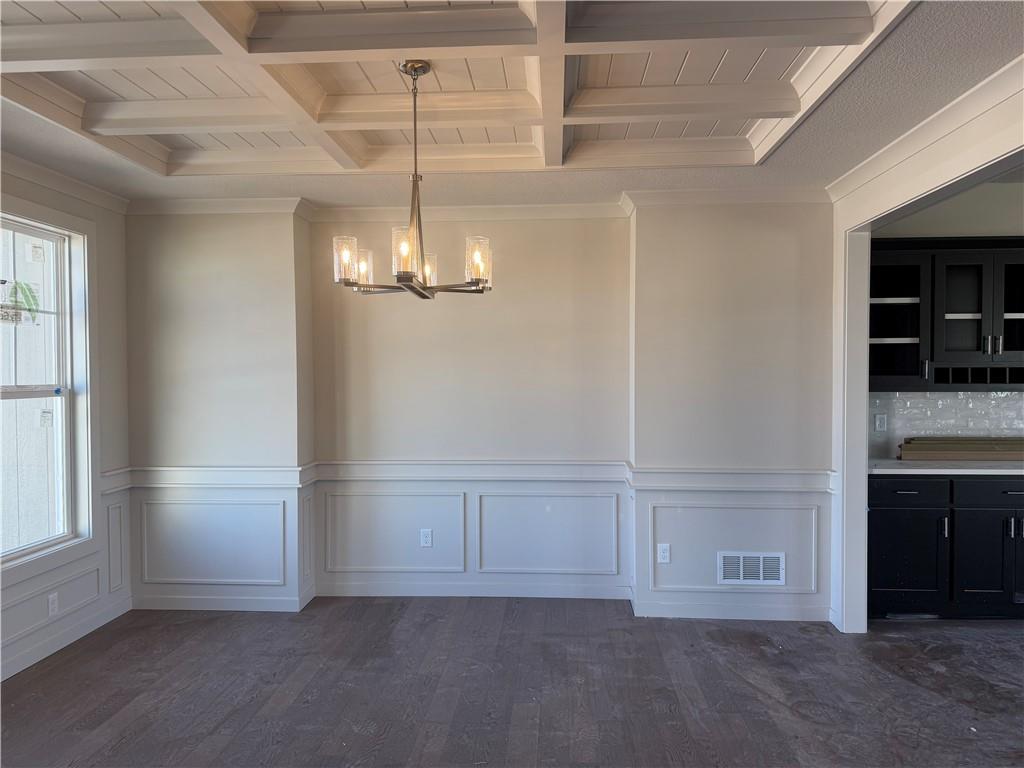 11426 S Emerald Street Property Photo 2
