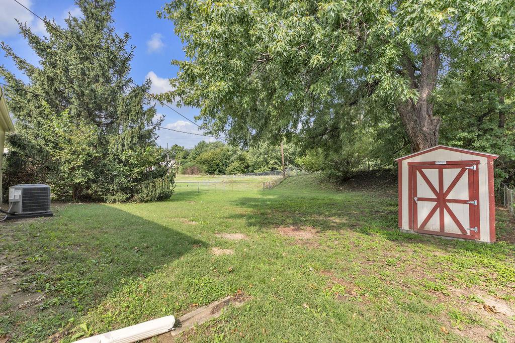 3211 Mark Twain Drive Property Photo 26