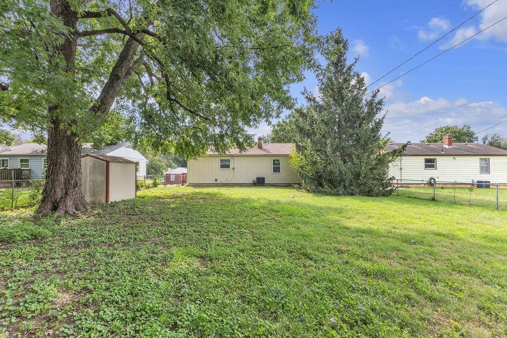 3211 Mark Twain Drive Property Photo 29