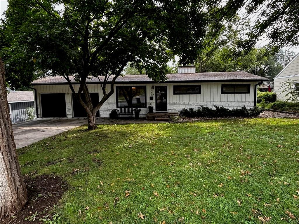 7141 Belinder Avenue Property Photo 2