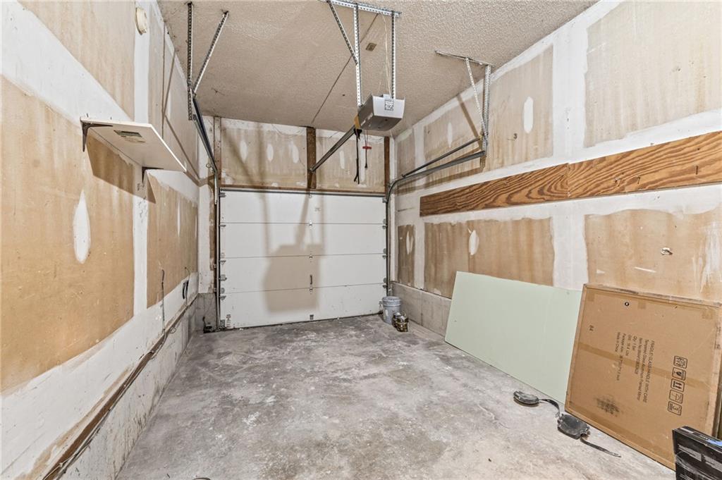 1504 N Emery Street Property Photo 10