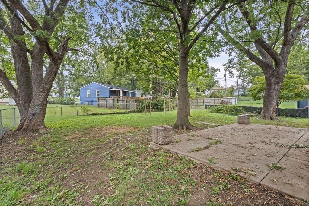 1504 N Emery Street Property Photo 12