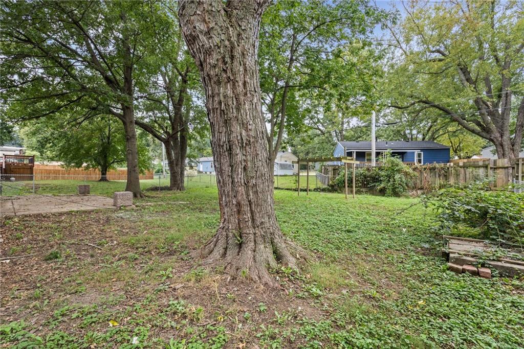 1504 N Emery Street Property Photo 16