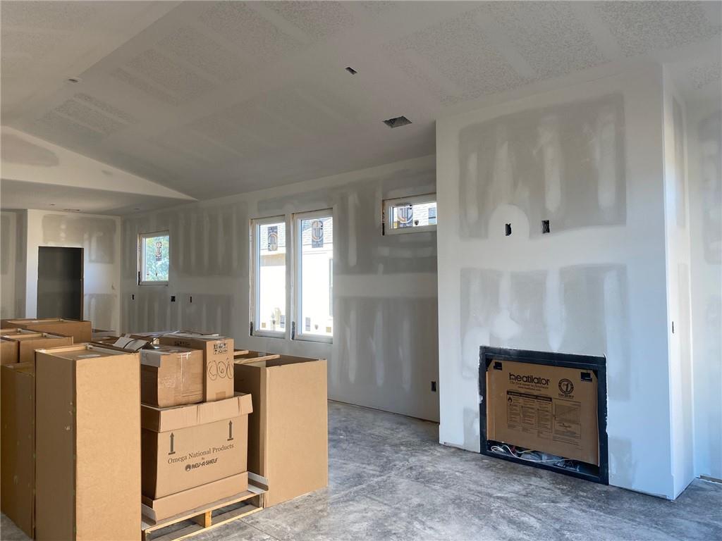 19329 Skyview Lane Property Photo 6