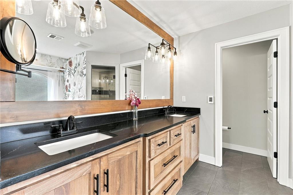 17105 W 170th Street Property Photo 44