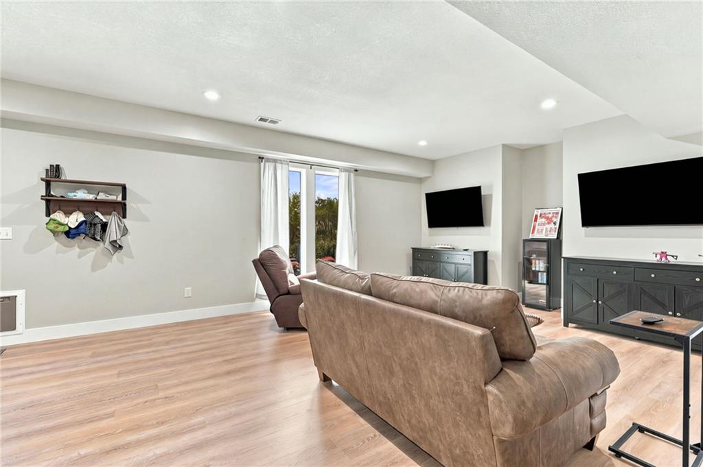 17105 W 170th Street Property Photo 52