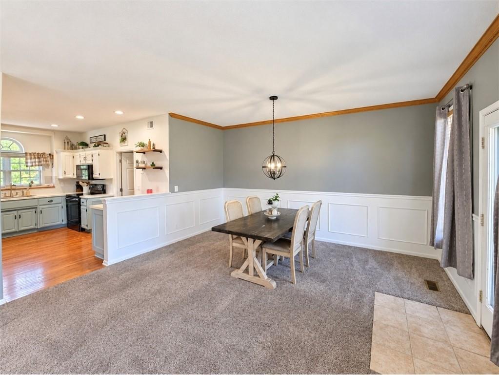 15332 S Widmer Street Property Photo 10