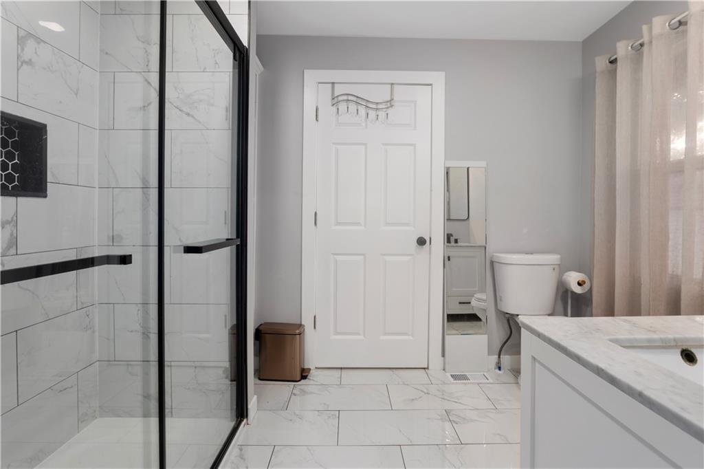 2611 Cook Road Property Photo 12