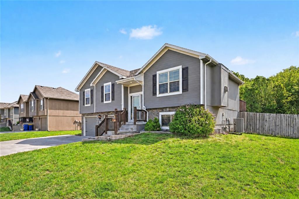 19205 Switchgrass Drive Property Photo 2