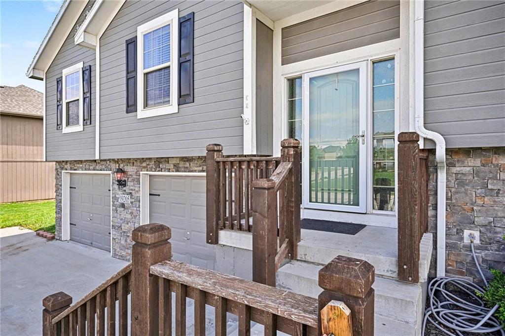 19205 Switchgrass Drive Property Photo 4