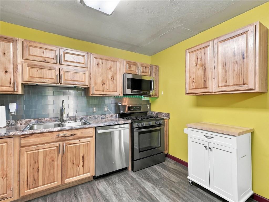 500 S Hunter Street Property Photo 11