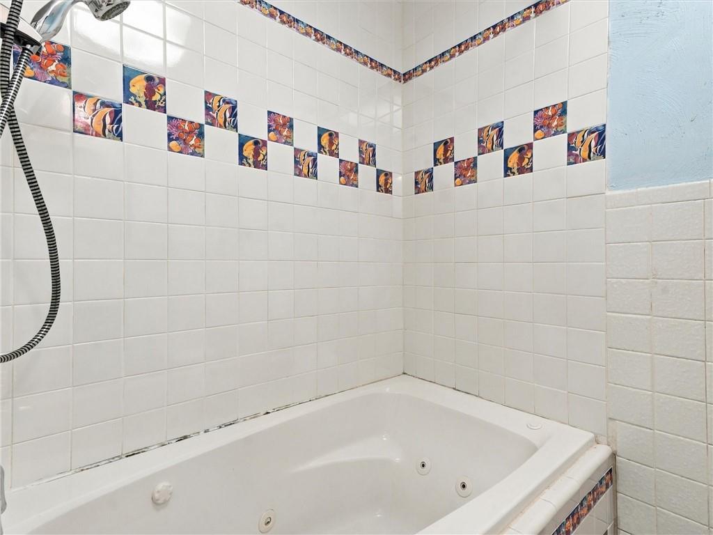 500 S Hunter Street Property Photo 20