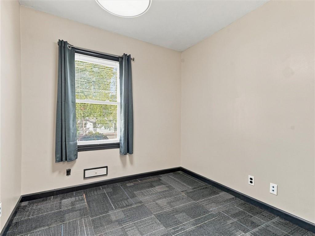 500 S Hunter Street Property Photo 21