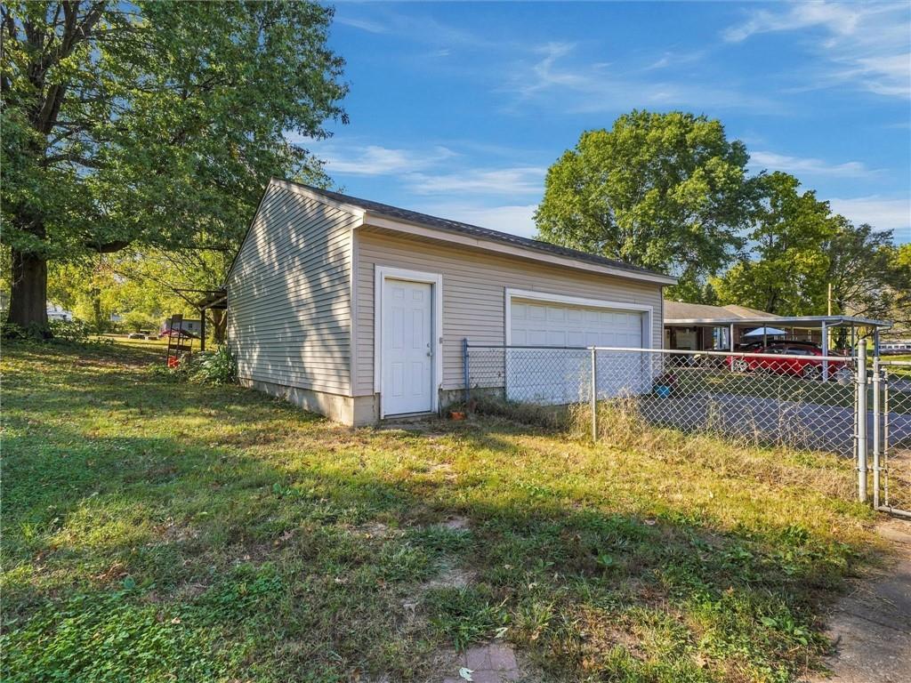 500 S Hunter Street Property Photo 37