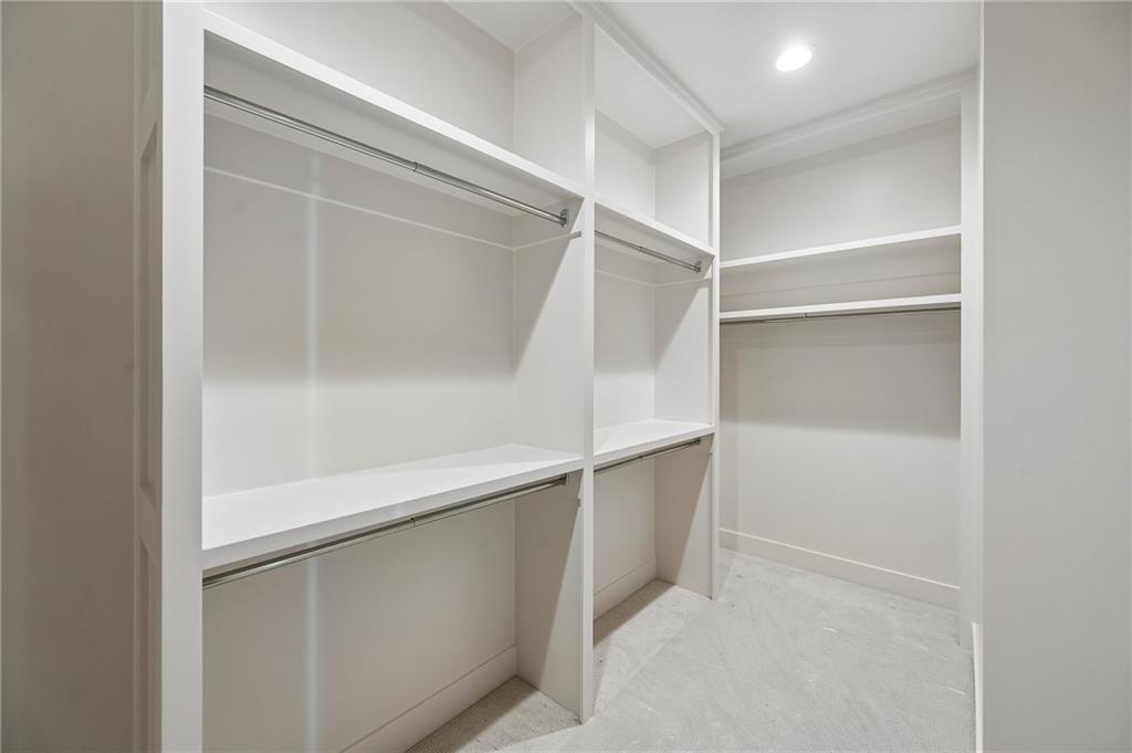 13727 Pembroke Lane Property Photo 29