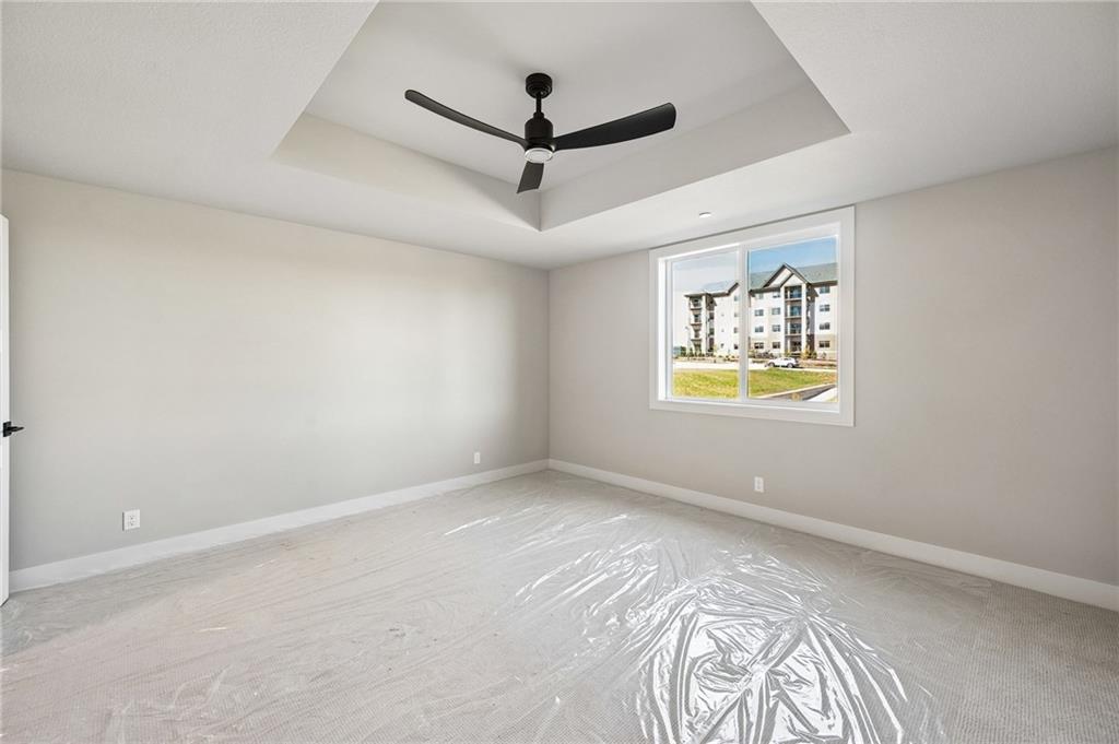 13727 Pembroke Lane Property Photo 33