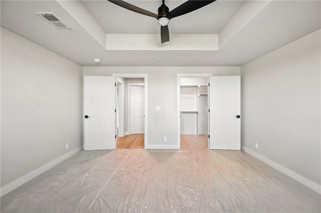 13727 Pembroke Lane Property Photo 34