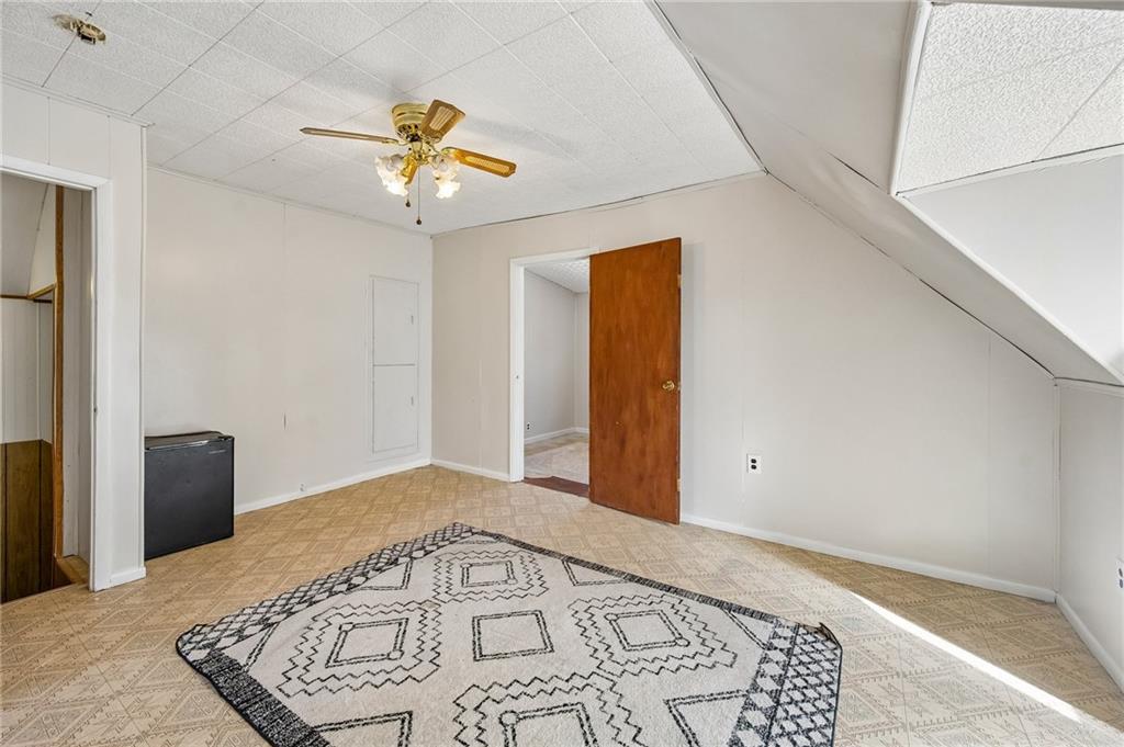 126 S Fairview Avenue Property Photo 17