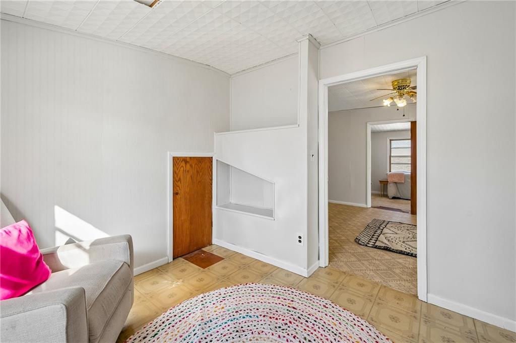 126 S Fairview Avenue Property Photo 22