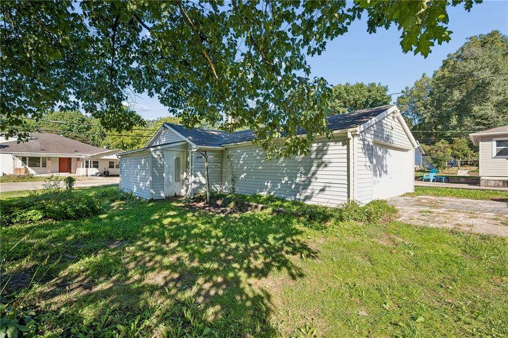 126 S Fairview Avenue Property Photo 26