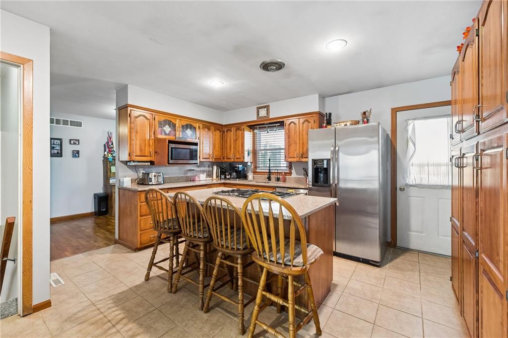 412 S Cedar Street Property Photo 2