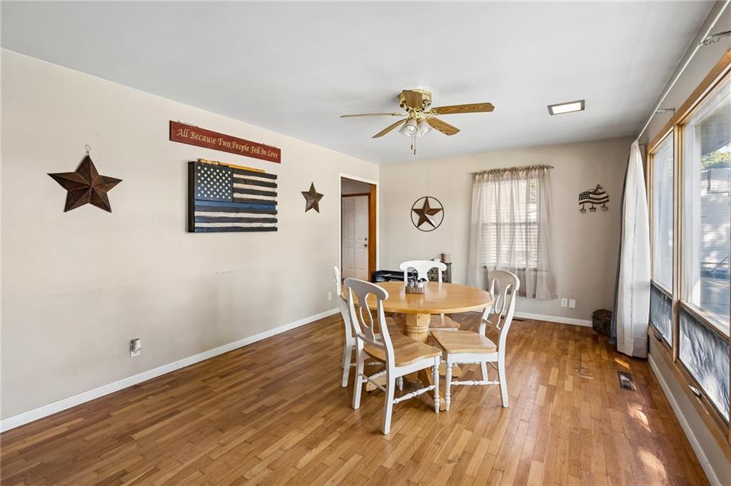 412 S Cedar Street Property Photo 5