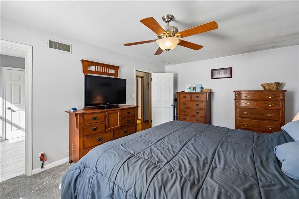 412 S Cedar Street Property Photo 10
