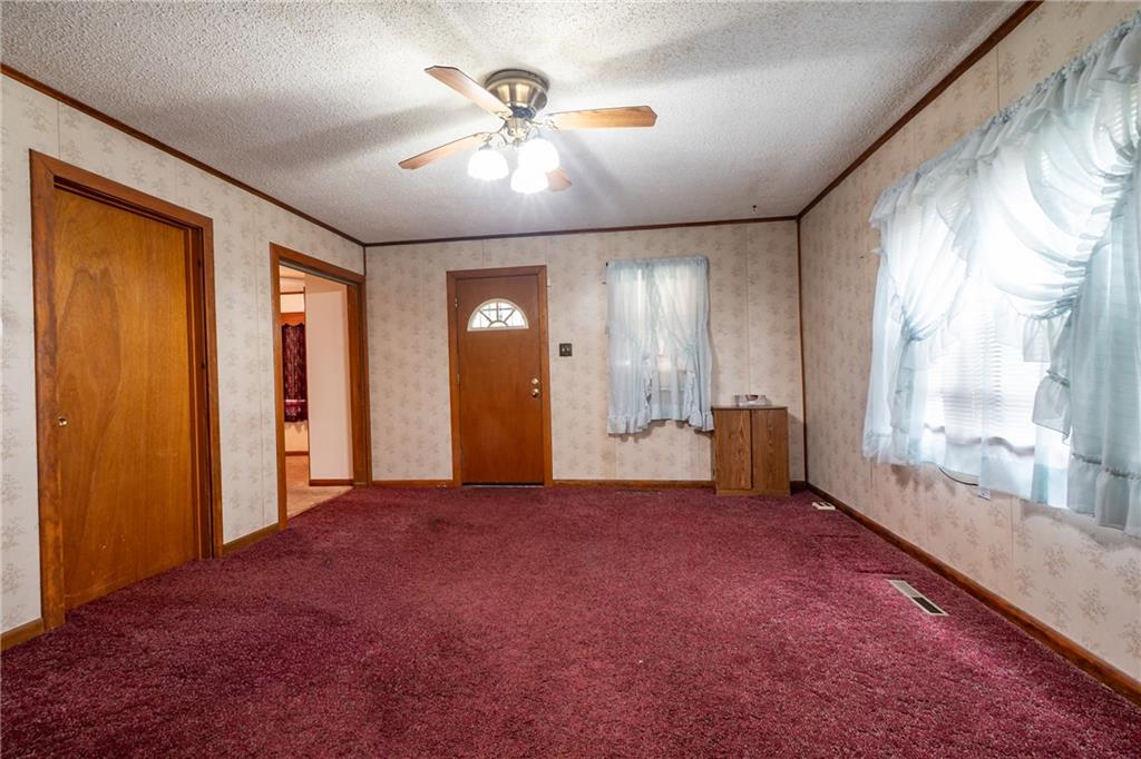 213 S Burns Street Property Photo 2