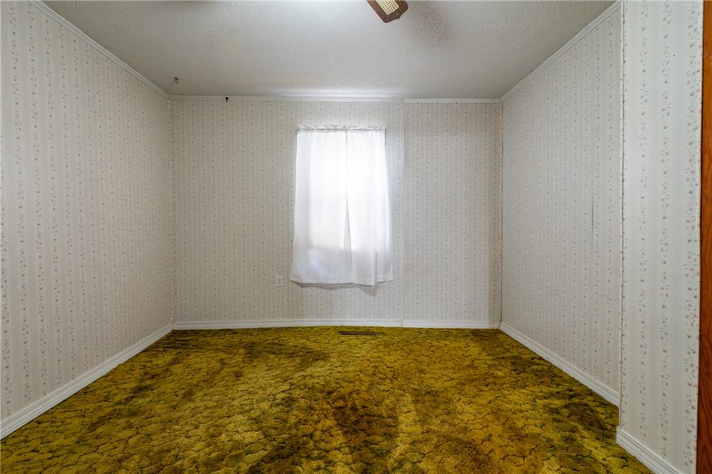 213 S Burns Street Property Photo 12
