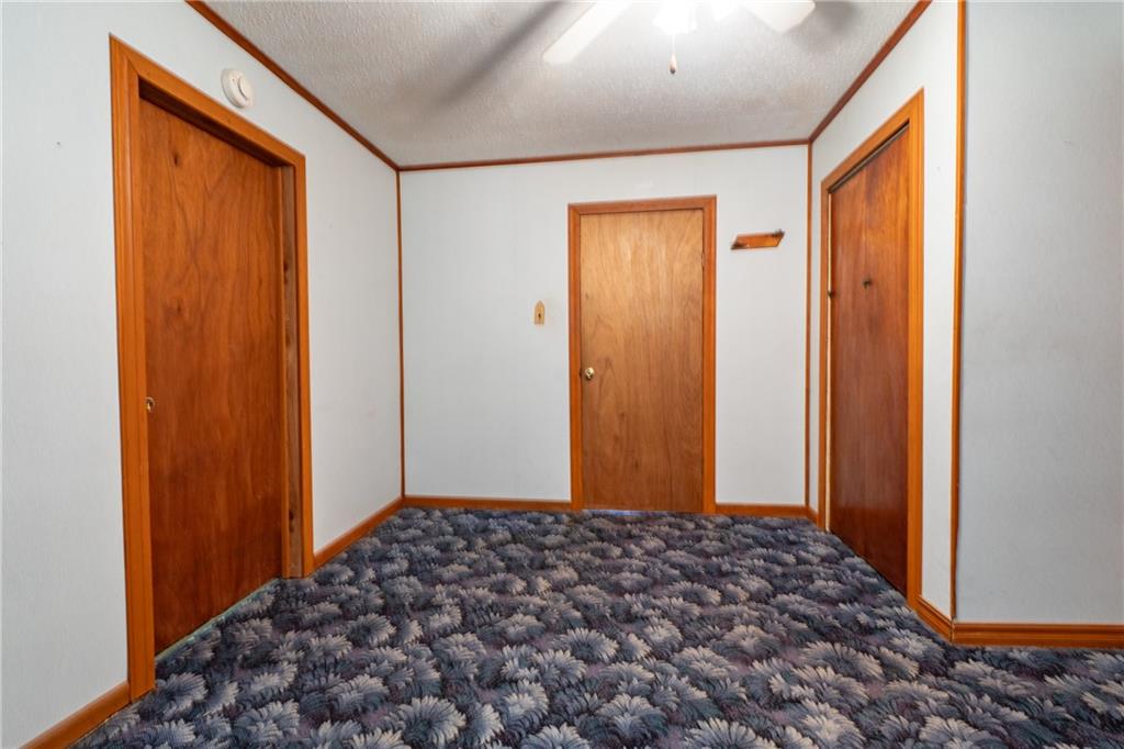 213 S Burns Street Property Photo 13