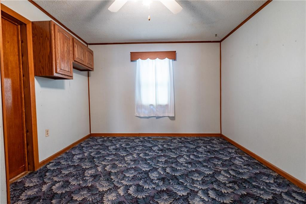 213 S Burns Street Property Photo 14